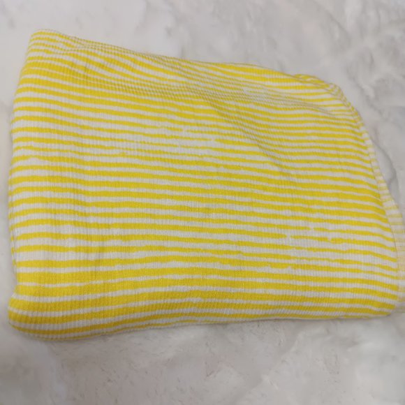 Old Navy yellow/white scarf - Picture 5 of 10